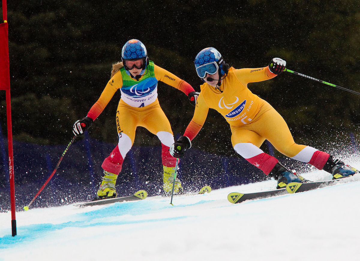 Vivianne et Lindsay ski