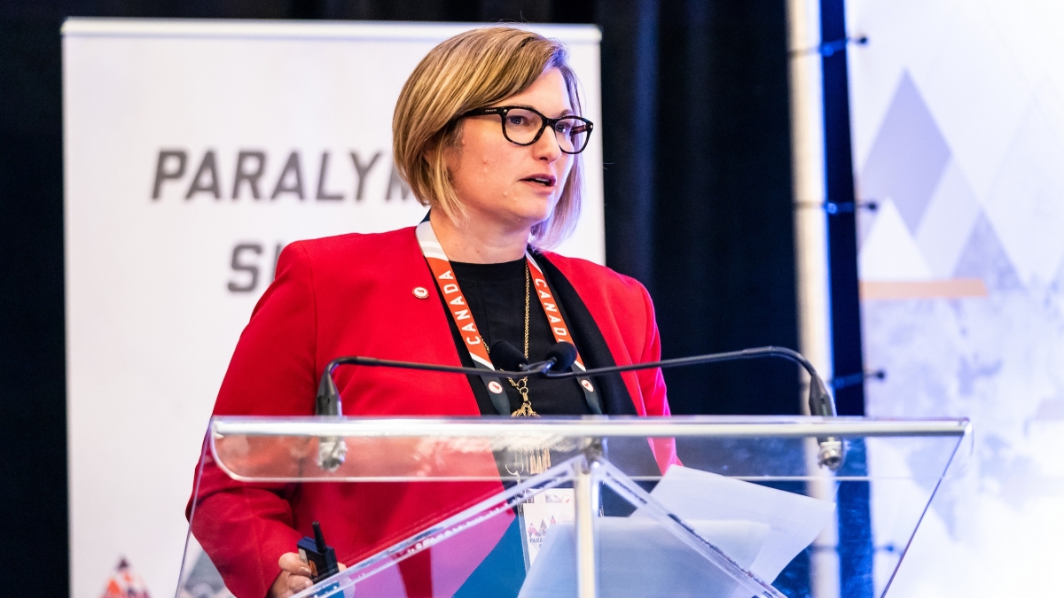 Andrea Carey speaks at the 2018 Canadian Paralympic Summit