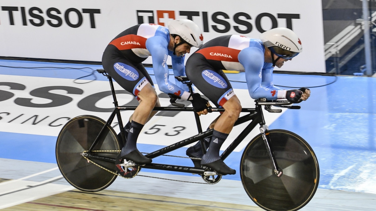 Lowell Taylor and pilot Ed Veal racing at the 2020 UCI Para Cycling Track World Championships