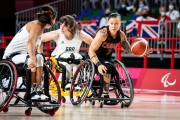 Cindy Ouellet playing wheelchair basketball