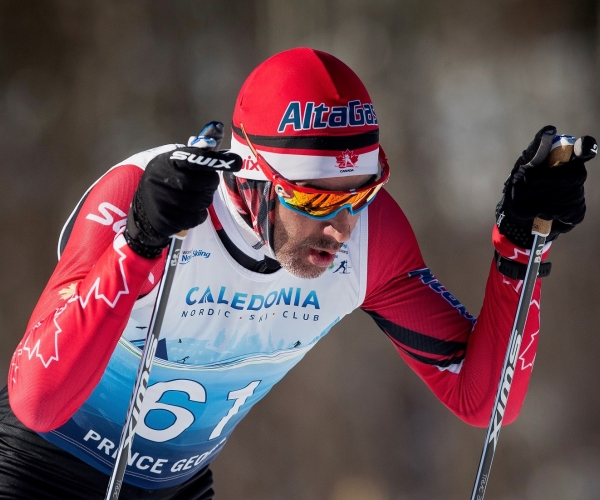 Brian McKeever in action at the 2019 World Para Nordic Skiing Championships. 