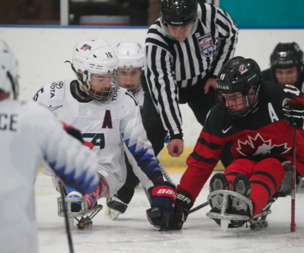 Canada vs USA para ice hockey dropping of the puck