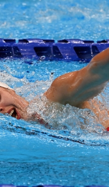 Aurelie Rivard swimming
