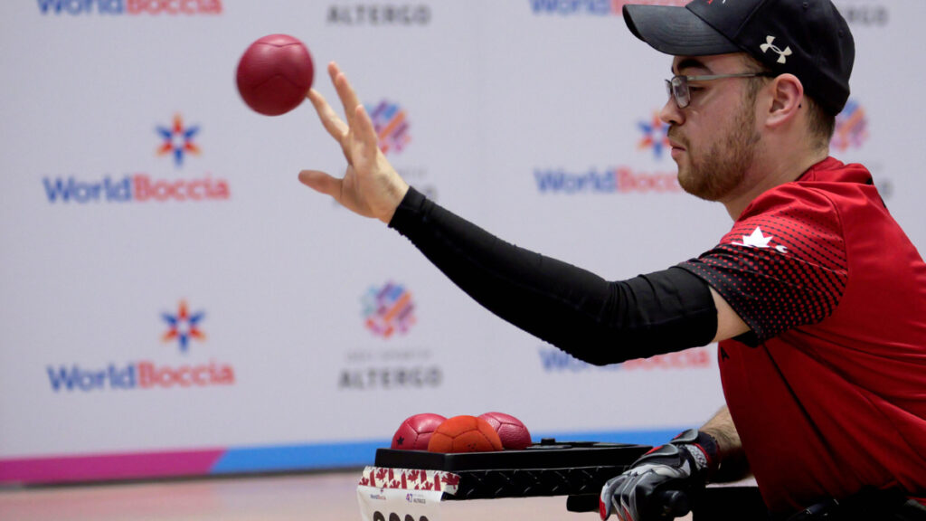 Québec’s BC2 athlete, Danik Allard, will be competing at the World Cup and in contention for a spot at a second Paralympic Games in a row. | L’athlète québécois BC2 Danik Allard concourra à la Coupe du monde et sera en quête d’une deuxième participation aux Jeux paralympiques.