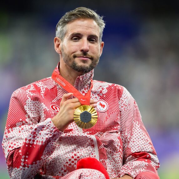 Cody Fournie à la cérémonie de remise de sa médaille d’or