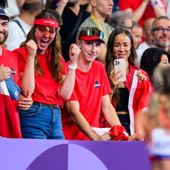 Canadian fans celebrating Amanda Rummery's performance